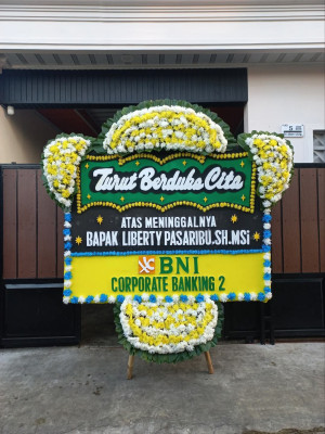 Papan Bunga Duka di Kaibar