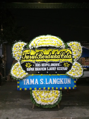 Papan Bunga Duka di Kaibar